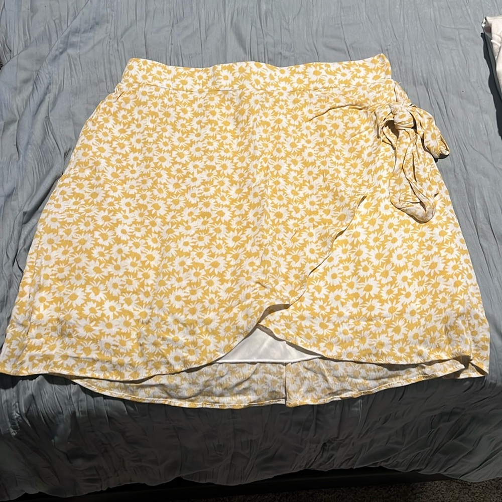 Sunflower Detailed Wrap Skirt